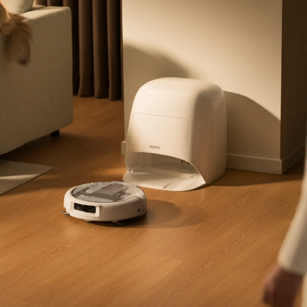 DJI ROMO 2 Robot Vacuum and Mop