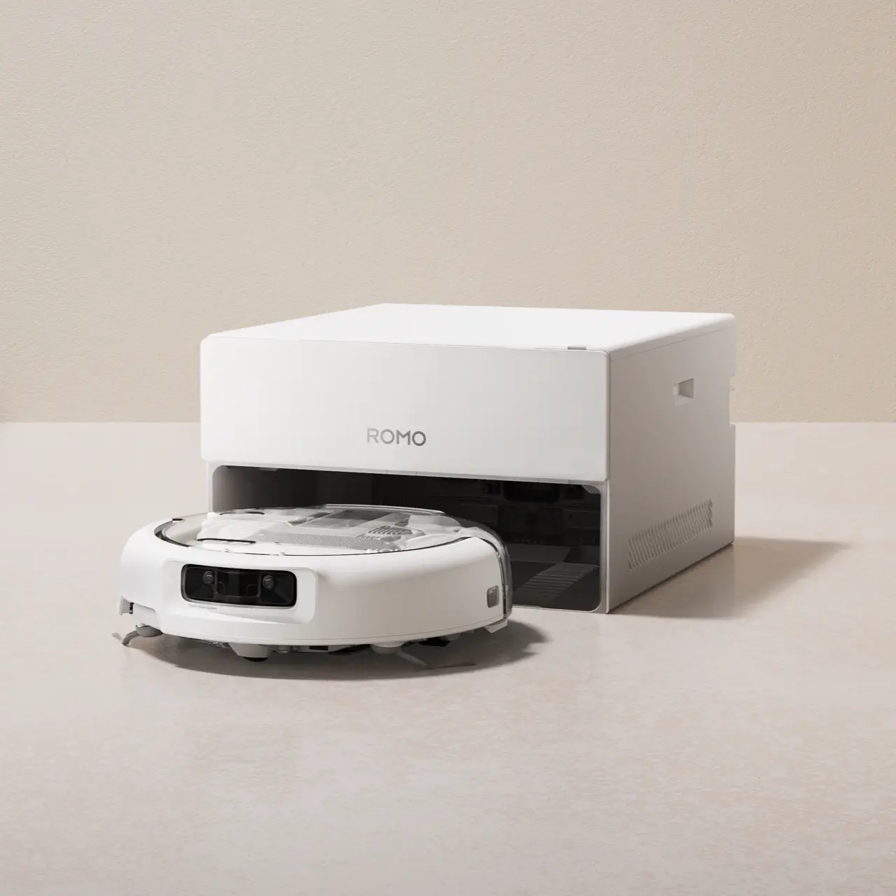 DJI ROMO 2 Robot Vacuum and Mop
